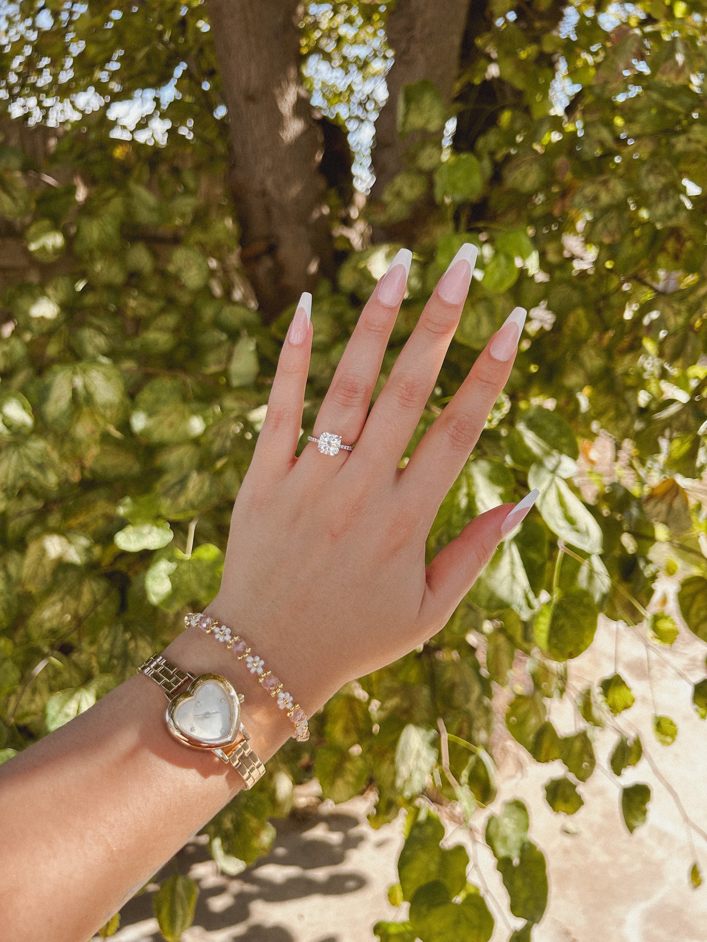 Crystals and flowers Dainty Bracelet